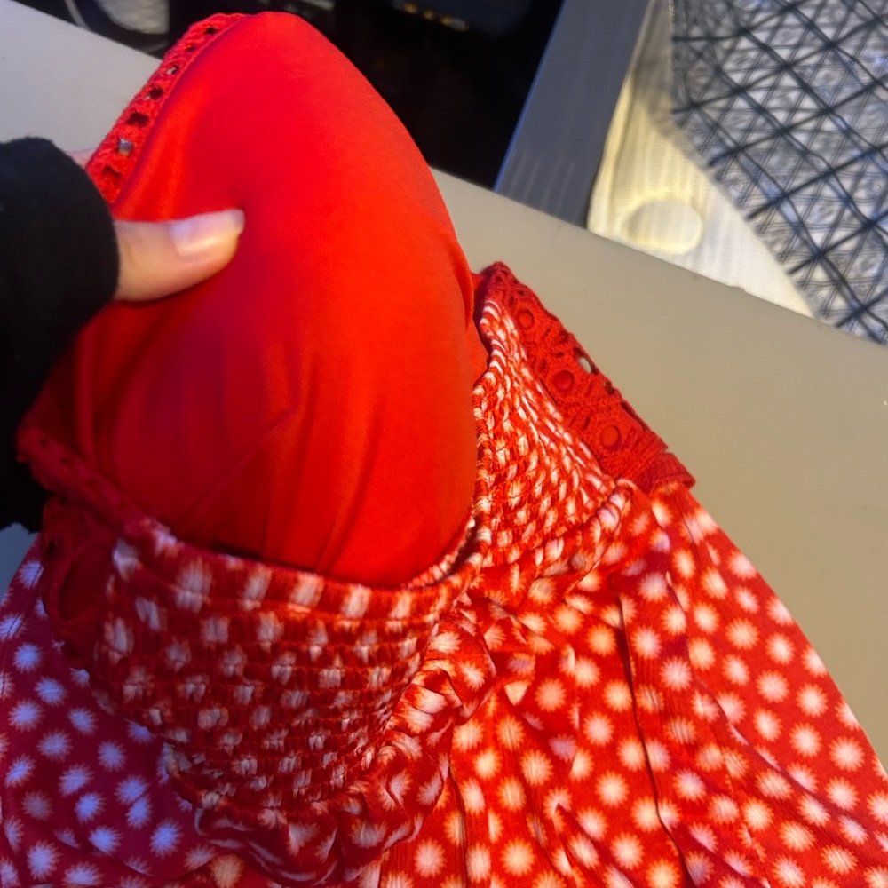 Red Strapless Top with Patterned Design - Picture 3 of 3